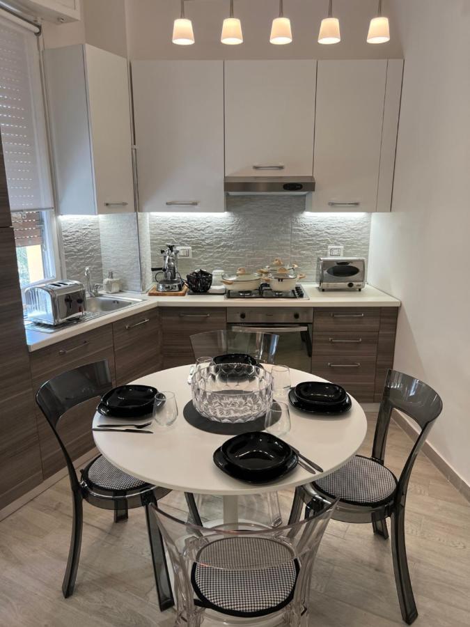 Casa Pepi Apartment เปซาโร ภายนอก รูปภาพ