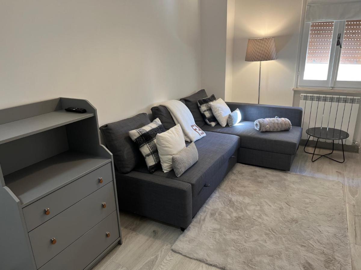 Casa Pepi Apartment เปซาโร ภายนอก รูปภาพ